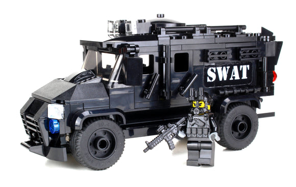 Battle Brick Police SWAT Armored Truck